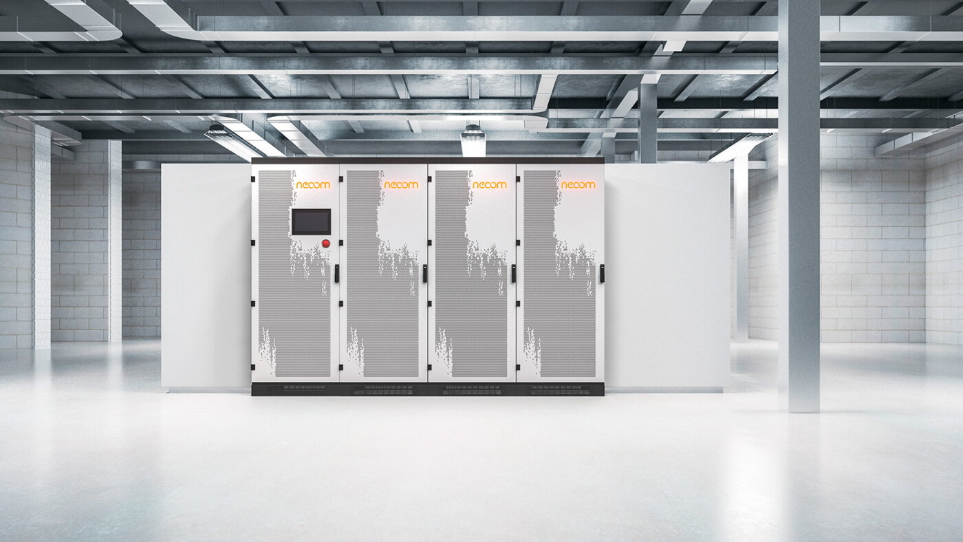 Leistungsstarke und robuste MIKKA Monitore werden in der Industrie eingesetzt, z.B. Schaltschränke, Steuerung von Maschinen, etc. | © neoom group gmbh