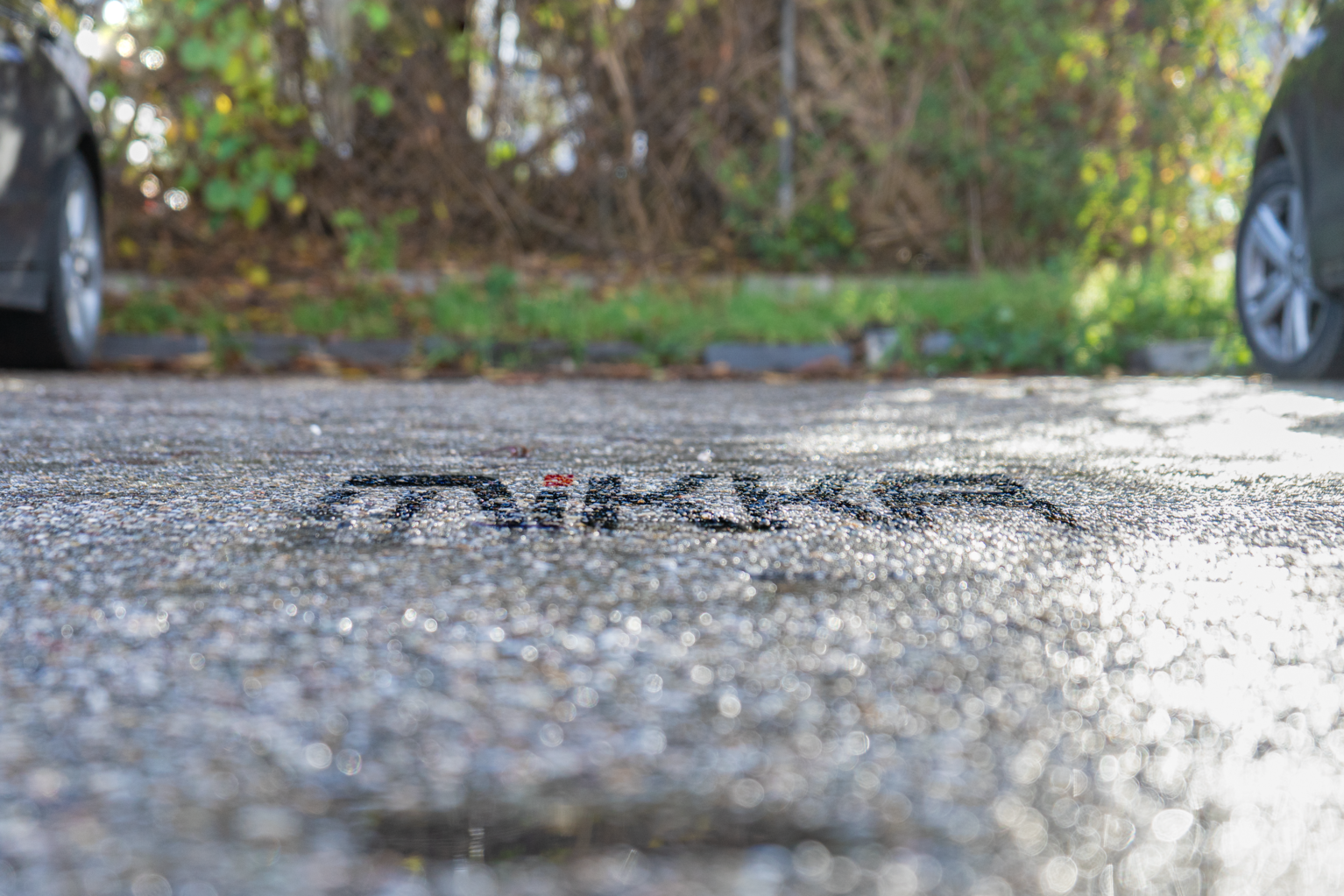 MIKKA bietet reservierte Parkplätze und gute Lage für kurze und bequeme Arbeitswege | © MIKKA GmbH