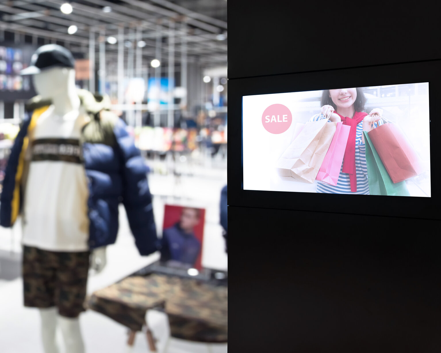 MIKKA Public Displays für digitale Werbeflächen in Kaufhäusern und Showrooms des Handels MIKKA Public Displays kommen bei digitale Werbeflächen in Kaufhäusern und Showrooms des Handels zum Einsatz